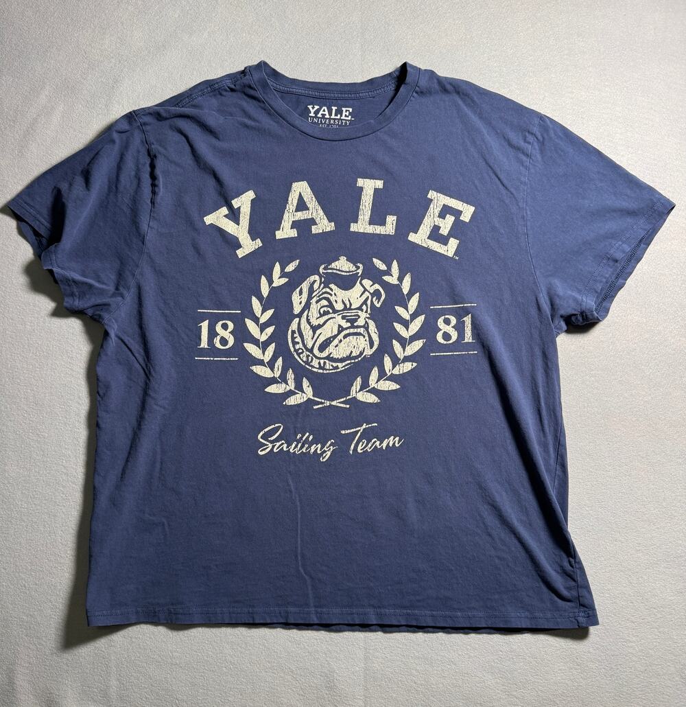 Yale University Handsome Dan Sailing Team Oversized T-shirt Size S